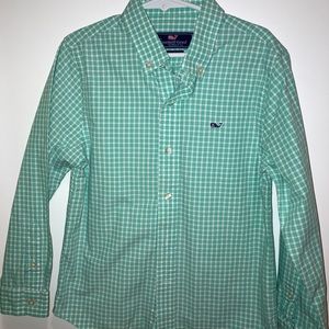 Vineyard Vines boys button down shirt, green